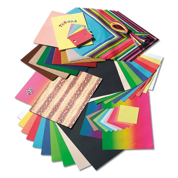 Bastelset mit Papier, Wellpappe, Moosgummi etc.