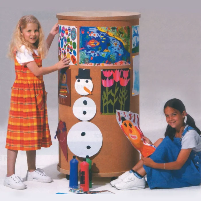 Korklitfaßsäule – formschöne Pinnwand